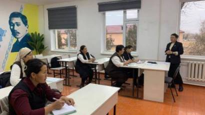 “SMART: Уақыты шектеулі, өлшенетін нәтижеген жету құралы” тақырыбында шебер-сынып өткізілді